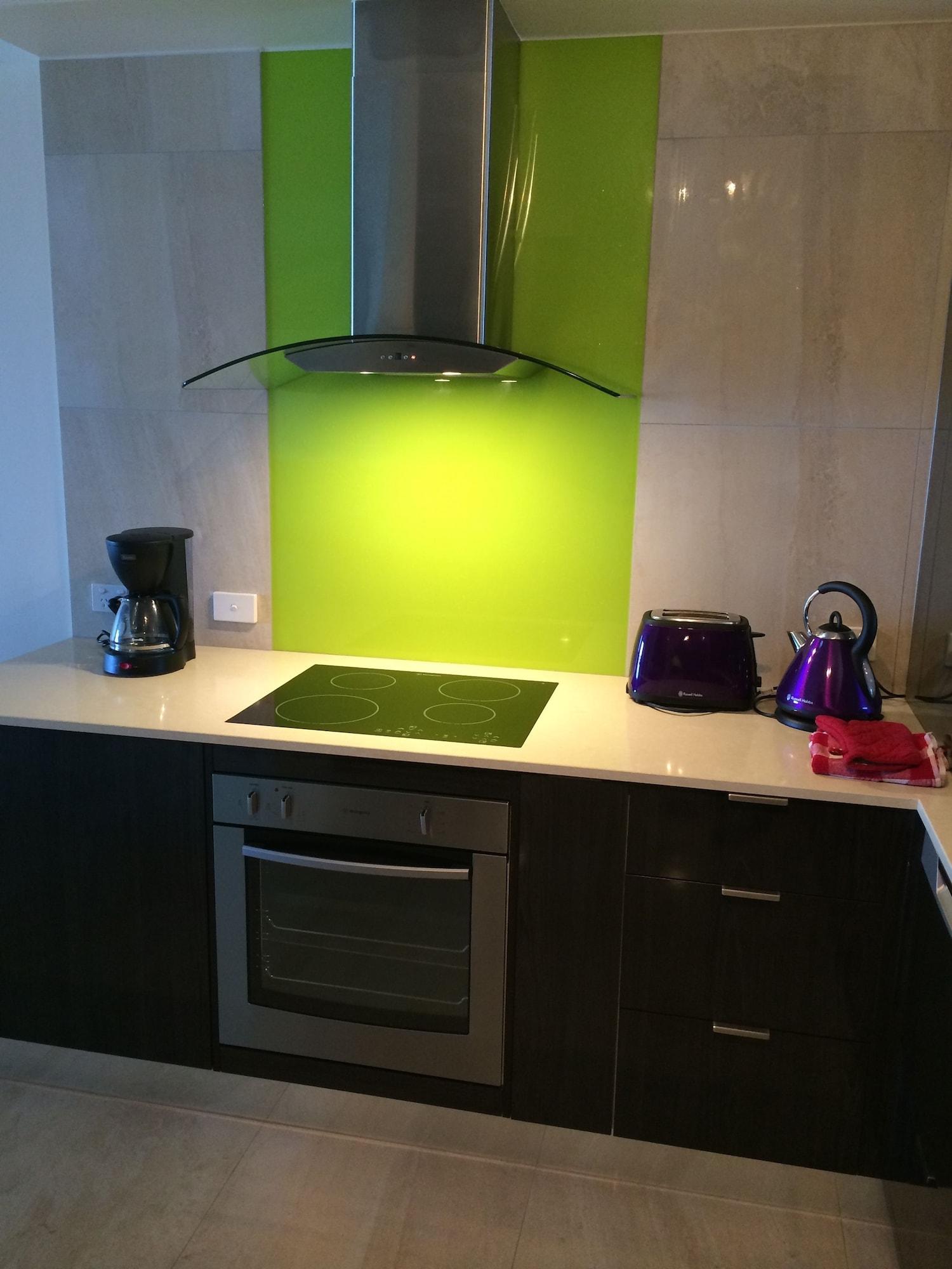 Coral Towers Holiday Suites Кэрнс Экстерьер фото